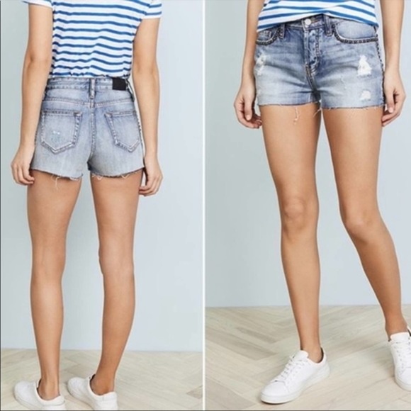Rails Austin Studded Raw Hem Distressed Jean Shorts Size 27 - Picture 1 of 8